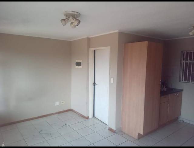 1 BEDROOM PROPERTY TO RENT IN AUCKLAND PARK